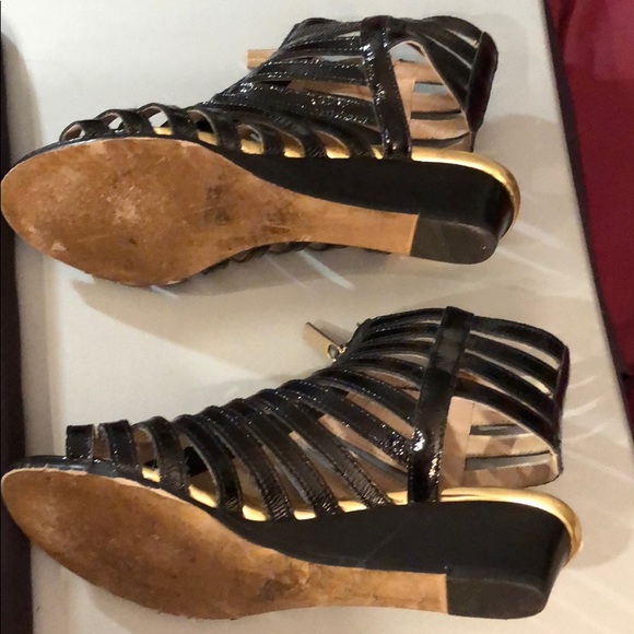 Michael Kors caged sandals. - Picture 2 of 5